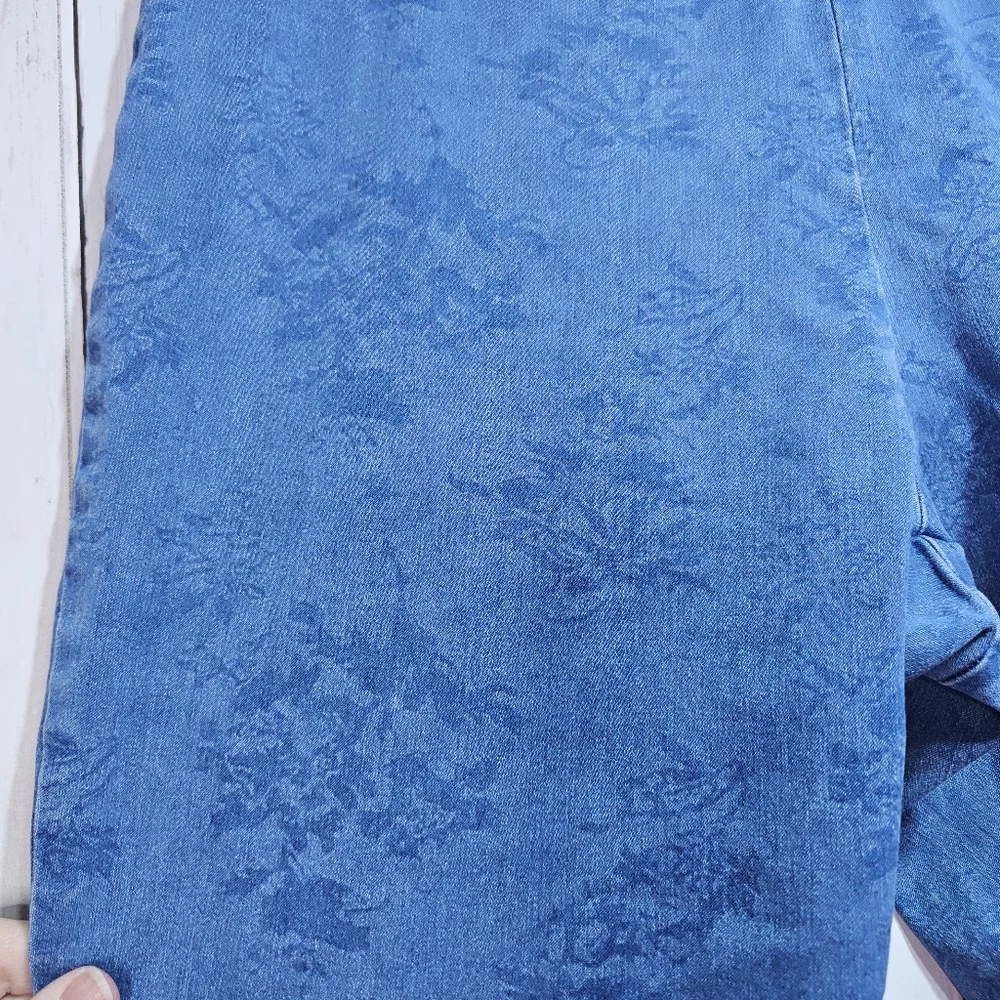 Soft Surroundings Blue Floral Print Jean Stretch Denim Jeggings Size XL Petite. - Picture 3 of 7